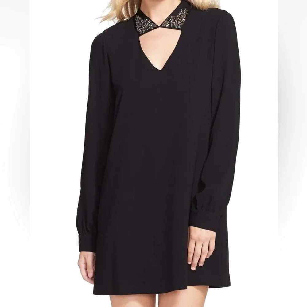 BCBG black cocktail dress - Picture 5 of 6